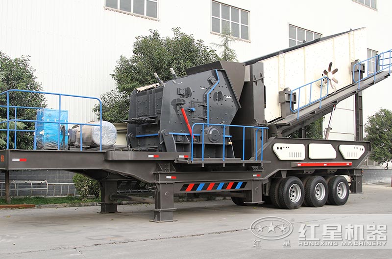 車載碎石機械設備實拍圖