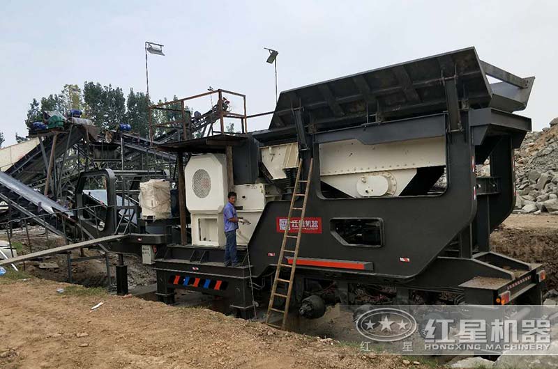 颚式移動破碎站在廣東客戶石子廠已運行3年