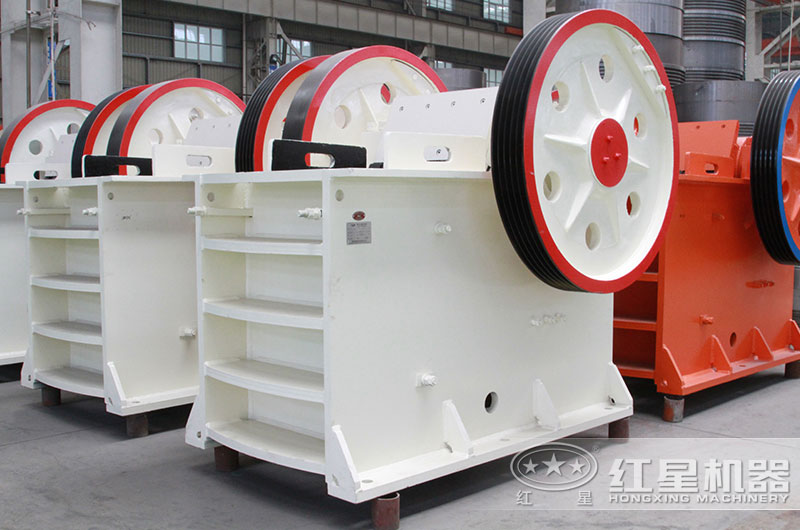 初次破碎設備——鄂式破碎機