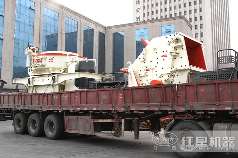 1315反擊式破碎機發貨