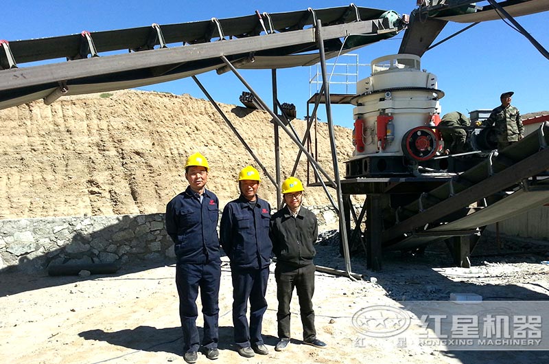 售後人員為安徽客戶提供服務